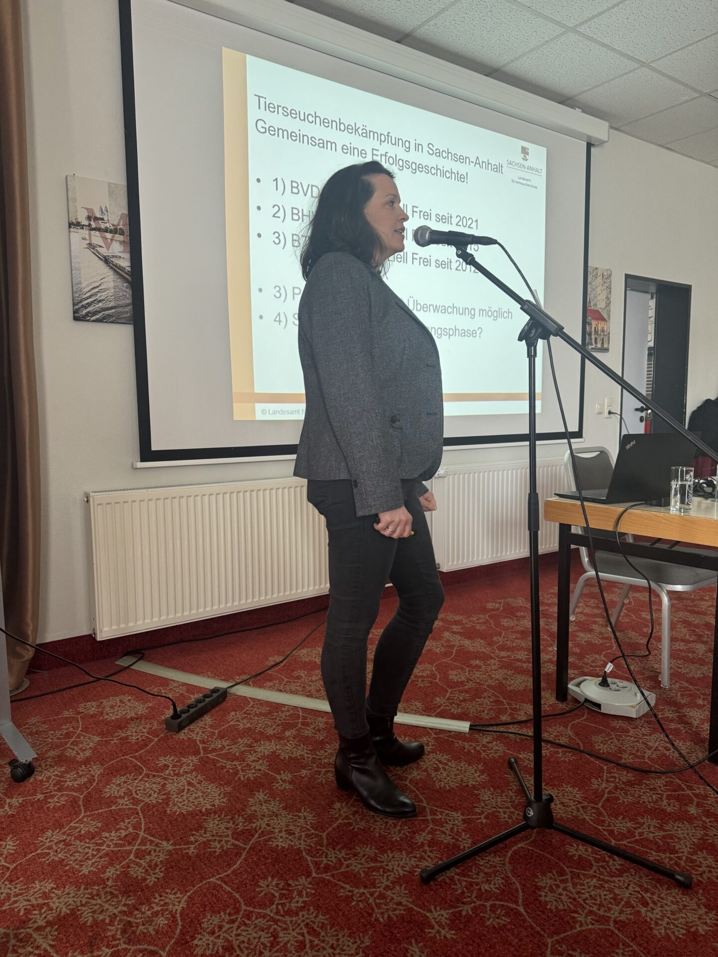 Dr. Kerstin Albrecht während ihres Vortrags